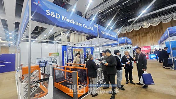 에스앤디메디케어, ‘FASAVA 2025’서 해외 바이어들 주목
